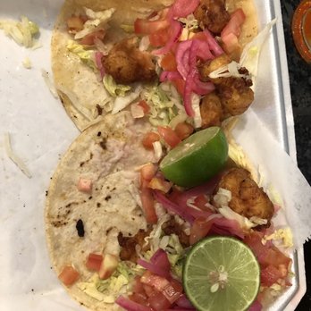 Tacos Y Mariscos El Conchal - Fish tacos shrimp taco truck in Phoenix, Arizona - Tacos Near Me - Phoenix, Arizona