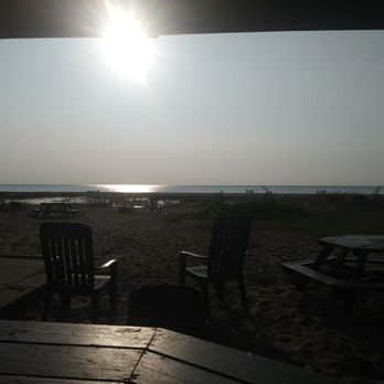 Oscoda Lakeside Hotel - Firepits - Hotels Near Me - Au Sable, Michigan