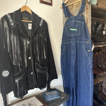 Buck's Vintage on 66 - Used, Vintage & Consignment Near Me - Tulsa, Oklahoma
