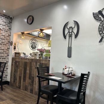 Viking Pizza Kabob & Grill - Order and pick up here - Pizza Near Me - Glendale, California