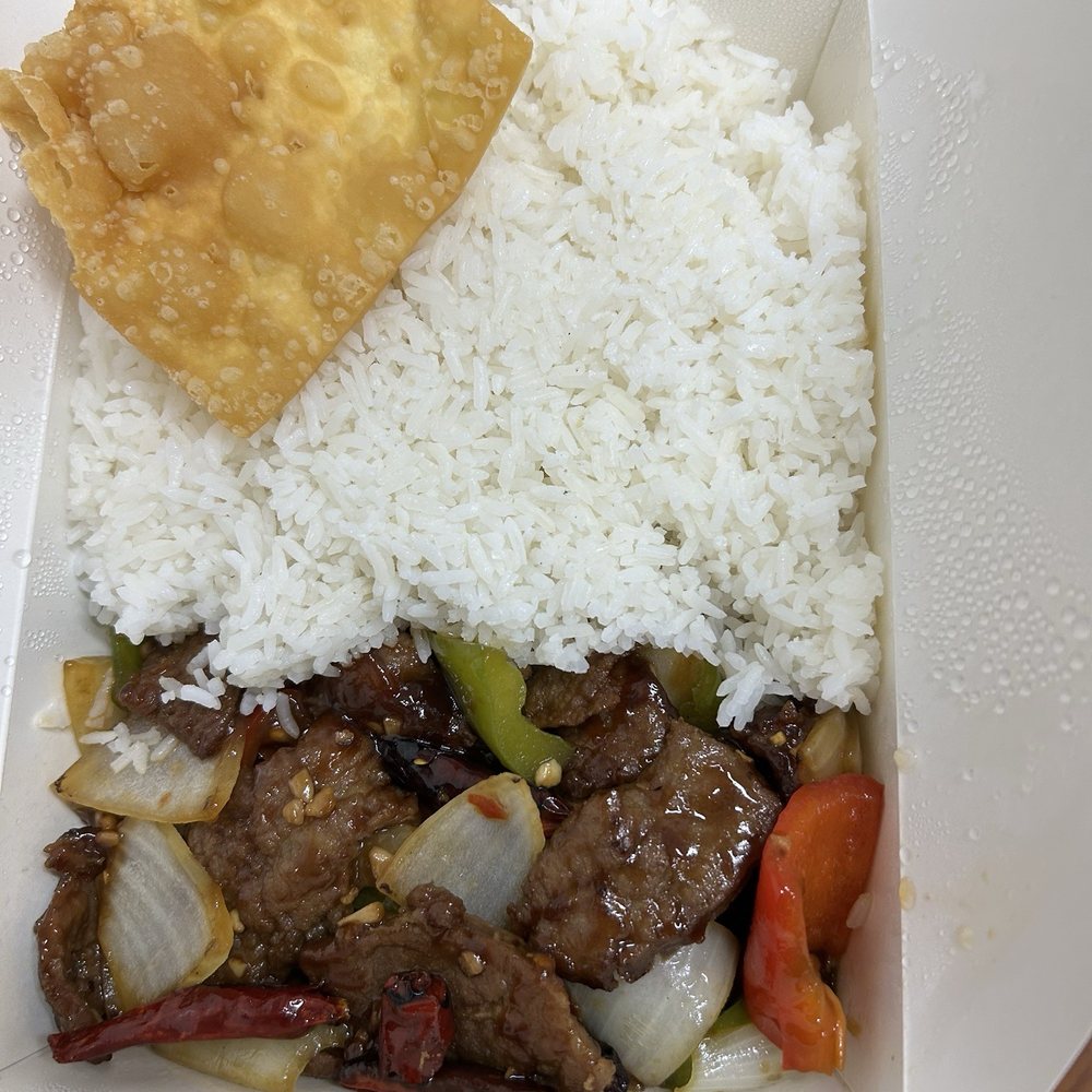 Mandarin Delight - Mongolian beef lunch special - Chinese Near Me - Dublin, California