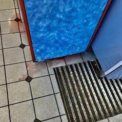 White Castle - Floors were nasty