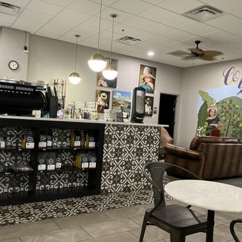 La Finca Coffee Shop - Cafe - Coffee & Tea Near Me - St Louis, Missouri