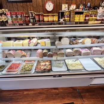 Pete's Delicatessen - a display case filled with food - Delis Near Me - Nutley, New Jersey