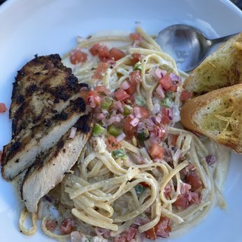 Dannys Corner Kitchen - Tequila pasta with chicken breast - Burgers Near Me - Tarzana, California