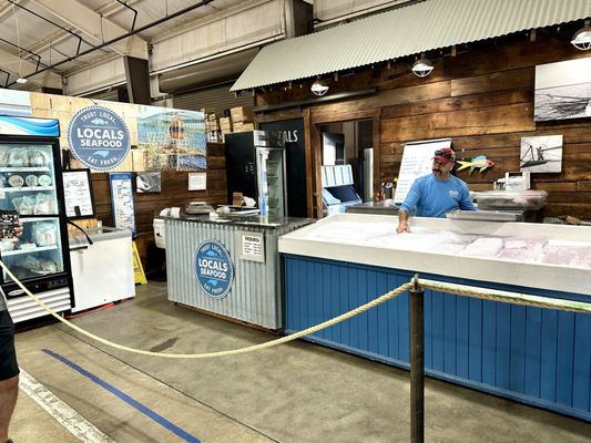 State Farmers Market by null