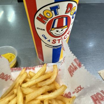 Hot Dog on a Stick - Medium Lemonade - Hot Dogs Near Me - Glendale, California Hot Dog on a Stick - Medium Lemonade - Hot Dogs Near Me - Glendale, California