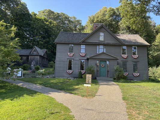 Louisa May Alcott's Orchard House by null