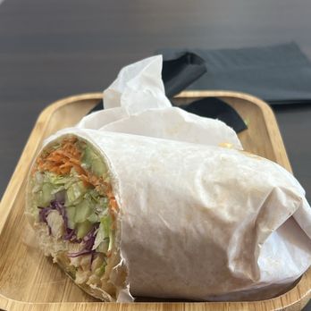 Lion House Cafe - big wrap small plate - Bubble Tea Near Me - New London, Connecticut Lion House Cafe - big wrap small plate - Bubble Tea Near Me - New London, Connecticut