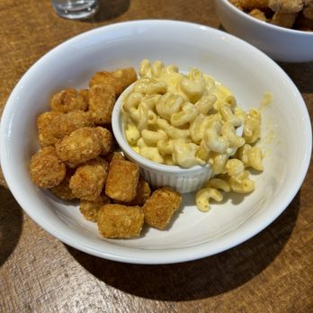 The Craft House - Kids Mac & Cheese - Gastropubs Near Me - Clovis, California