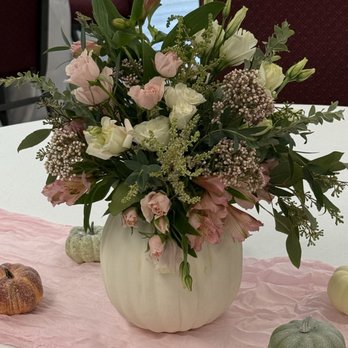 All Occasion Creations - Baby shower 'Fall in love' - Florists Near Me - Wetumpka, Alabama All Occasion Creations - Baby shower 'Fall in love' - Florists Near Me - Wetumpka, Alabama