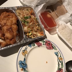 China Imbiss Express 2000 - Gebackenes Hähnchen Süßsauer