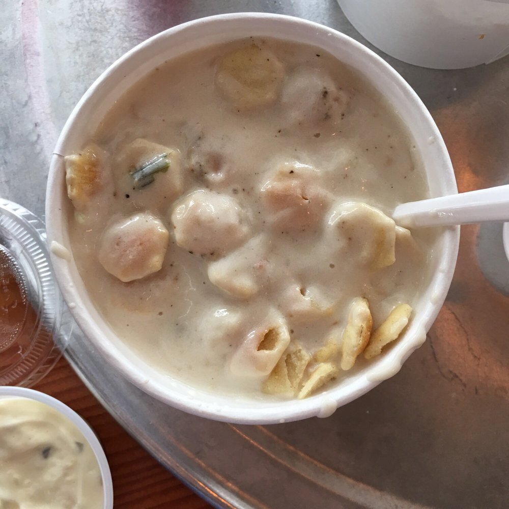 Tom's Fish N Chips - Clam chowder - Burgers Near Me - Cannon Beach, Oregon