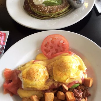 Bea Bea's - Coffee & Tea Near Me - Burbank, California
