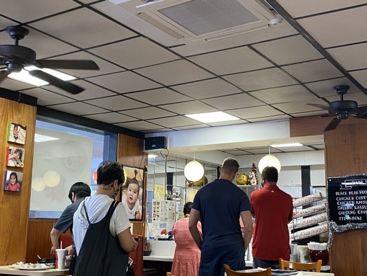 Sadie's BBQ Inn by null