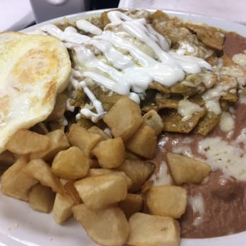 De Oro La Puerta - Chilaquiles con huevo - Mexican Near Me - Brea, California De Oro La Puerta - Chilaquiles con huevo - Mexican Near Me - Brea, California