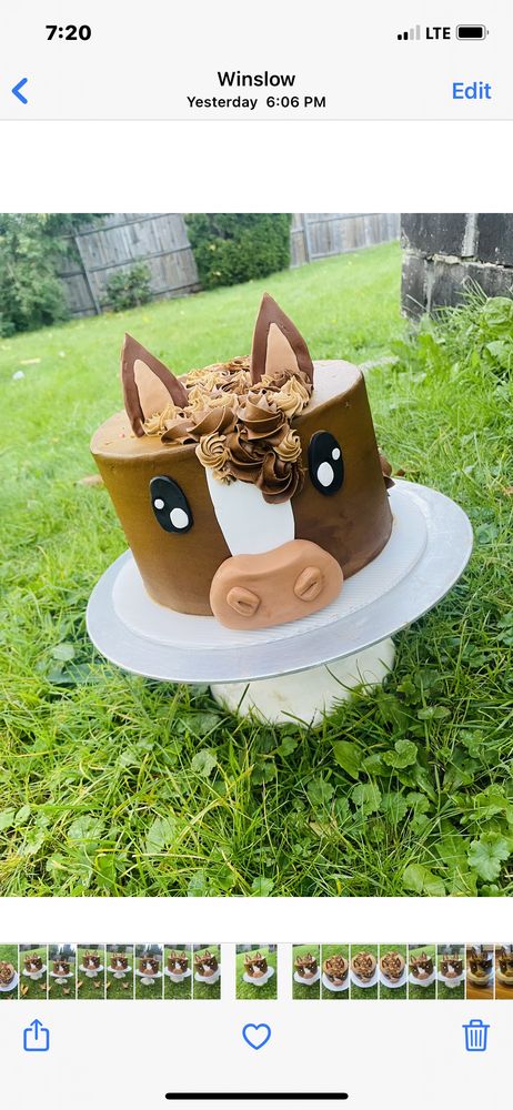 Olivia’s Cake Place Logo
