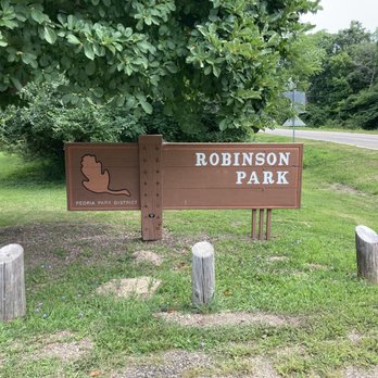 Robinson Park - Parks Near Me - Mossville, Illinois