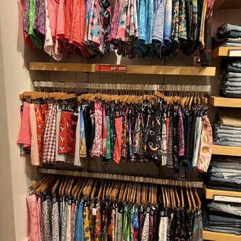 American Eagle Outfitters - Accessories Near Me - Pembroke Pines, Florida