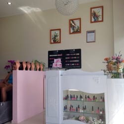 Five Star Nails - Front counter