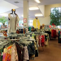 The Maze - Great selection of women's clothing. For the younger crowd and old ladies - like me.