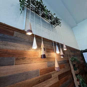 The Greenery Creamery - Interior Details - Desserts Near Me - Orlando, Florida The Greenery Creamery - Interior Details - Desserts Near Me - Orlando, Florida