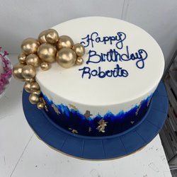 Cakes by Gina