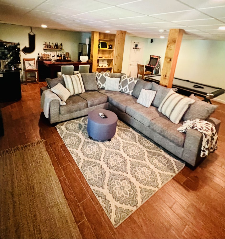 ROCKY MOUNT CLEANING Updated May 2024 18 Photos Rocky Mount, Virginia Office Cleaning