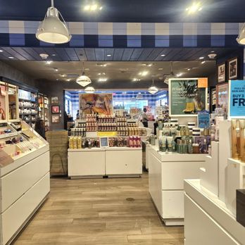 Bath & Body Works - Store view from registers - Cosmetics & Beauty Supply Near Me - Kapolei, Hawaii
