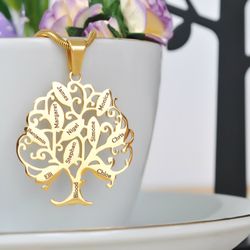 Belle Fever - My Family Tree Necklace 7 Gold by Belle Fever (www.bellefever.com.au)