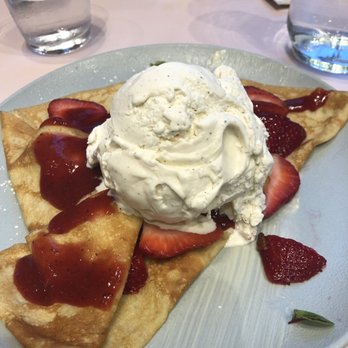 Demetres Downtown Markham - Worst crepe - Desserts Near Me - Markham, Ontario