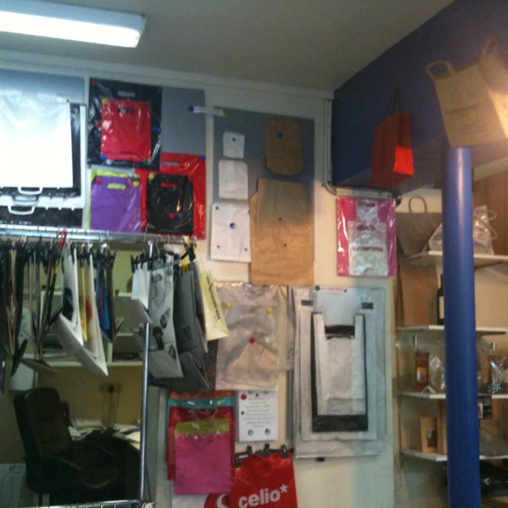 Cartonland - Packing Supplies Near Me - Pantin, 75