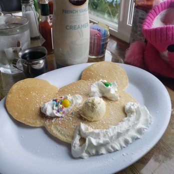 Gill's By The Bay - Mickey pancake - Seafood Near Me - Eureka, California