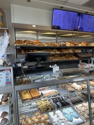 Bea's Bakery by null