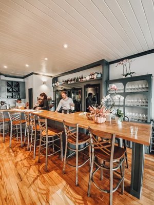 Swank - A Neighborhood Restaurant by null