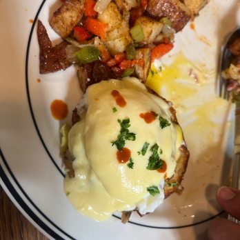 Mimi's Cafe - Corn beef hash Benedict - Breakfast & Brunch Near Me - Corona, California Mimi's Cafe - Corn beef hash Benedict - Breakfast & Brunch Near Me - Corona, California