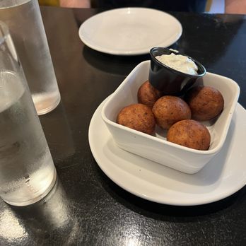 Pineapple Ink Tavern - Don't forget the appetizer! - Beer Bar Near Me - Augusta, Georgia