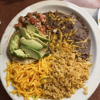 La Costita Mexican Restaurant - Fajita chicken and steak is HUGE. Could feed 4 adults. (See other photo too) - Mexican Near Me - Clackamas, Oregon