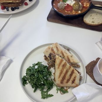 Cafe Weekend - Shakshuka Boston Cheese Steak Very Berry Mascarpone French Toast - Breakfast & Brunch Near Me - Allston, Massachusetts Cafe Weekend - Shakshuka Boston Cheese Steak Very Berry Mascarpone French Toast - Breakfast & Brunch Near Me - Allston, Massachusetts