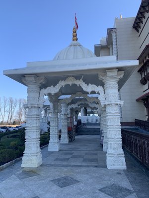 BAPS Shri Swaminarayan Mandir, Edison by null