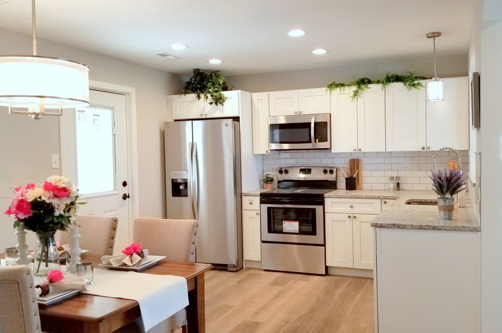 LAUREN TALVET IRON VALLEY REAL ESTATE 405 Farm Ln, Doylestown