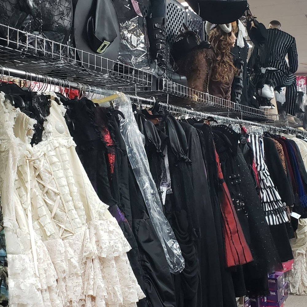 Echoes of Time - Used, Vintage & Consignment Near Me - Virginia Beach, Virginia