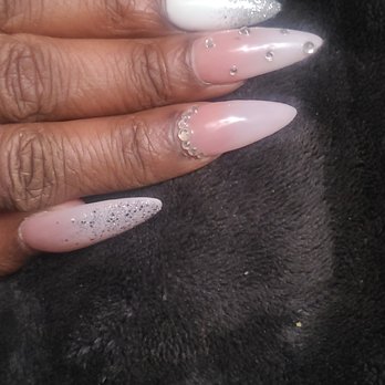 Lumera Nail Salon - Acrylic Full Set - Nail Salons Near Me - Chicago, Illinois Lumera Nail Salon - Acrylic Full Set - Nail Salons Near Me - Chicago, Illinois