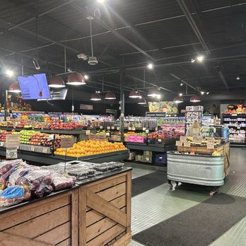 Holiday Market - Grocery Near Me - Royal Oak, Michigan