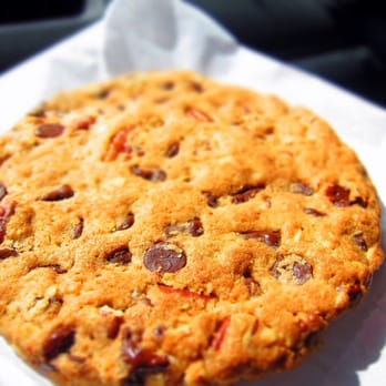 900 Grayson - chocolate chip and walnut cookie $2.50. Crispy and brittle. I prefer the soft and chewy cookies. - Breakfast & Brunch Near Me - Berkeley, California
