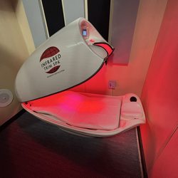 Sun Tan City - Infrared trim spa
