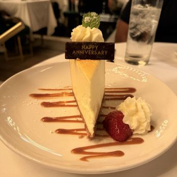 H&W Steakhouse - Steakhouses Near Me - Norcross, Georgia