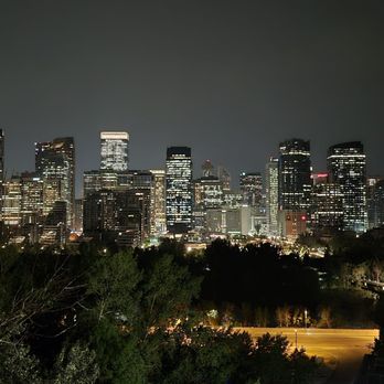 Rotary Park - 2026-08-10. Lookout Point at Rotary Park. Calgary skyline 2. - Parks Near Me - Calgary, Alberta Rotary Park - 2026-08-10. Lookout Point at Rotary Park. Calgary skyline 2. - Parks Near Me - Calgary, Alberta