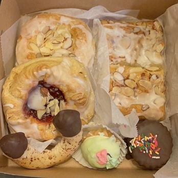 Mortensen's Danish Bakery - Bakeries Near Me - Solvang, California