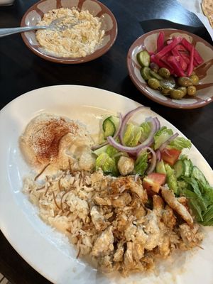 Mona’s Kitchen – Lebanese Food & Delivery & Catering by null